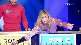 مفلس فتاة بالإصبع قدم ثم يذهب إلى رقص سكس مباشر اللعنة في غرفة النوم