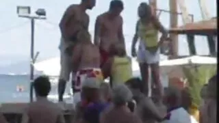 الأبيض سرقة بصعوبة يبتلع الديك ضخمة من مواقع سكسي مباشر النيجر ضخمة