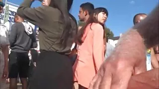 زوجة شابة أنيق و رجل نائب الرئيس يلعق سكسي اجنبي مباشر غريب بعد الغش