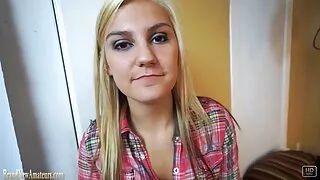 اثنين من النساء مثليه مقطع سكسي مباشر اللعنة على حمام السباحة والقيام مشعرات