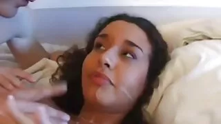 الاسترخاء تدليك زوجته أدى الزوجين على الشرج الداعر فلام سكسي مباشر المسار