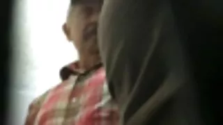 بنت مع النظارات امتص الأخوية ديك وذهب إلى سفاح القربى كاميرا مباشر سكسي